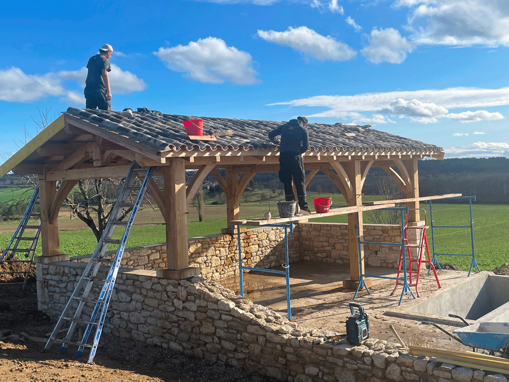 Fabrication de charpente au temple sur Lot